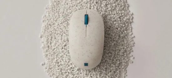 Chuột Microsoft Ocean Plastic Mouse được làm từ nhựa tái chế